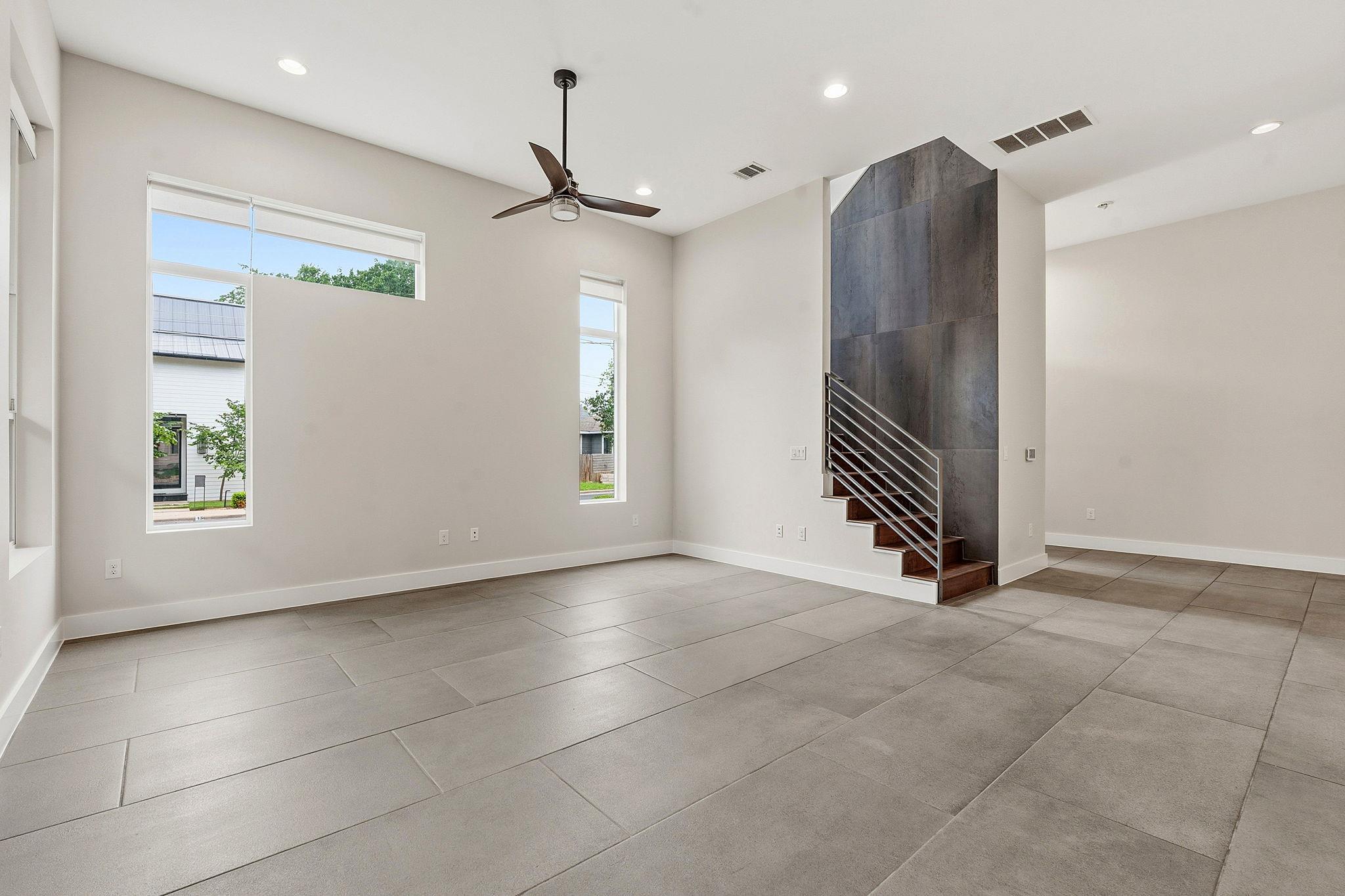 1307 Clifford Ave
