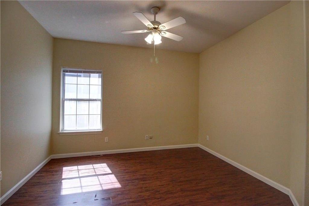 2920 Thrushwood DR # B