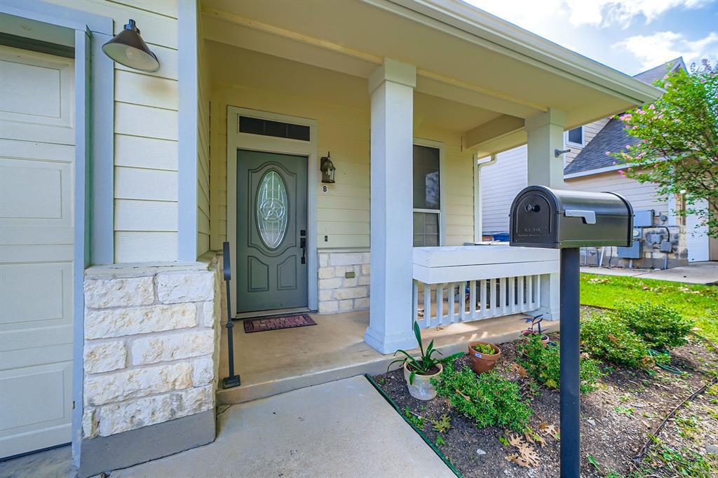 2920 Thrushwood DR # B