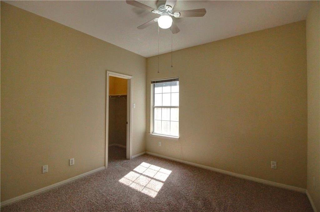 2920 Thrushwood DR # B