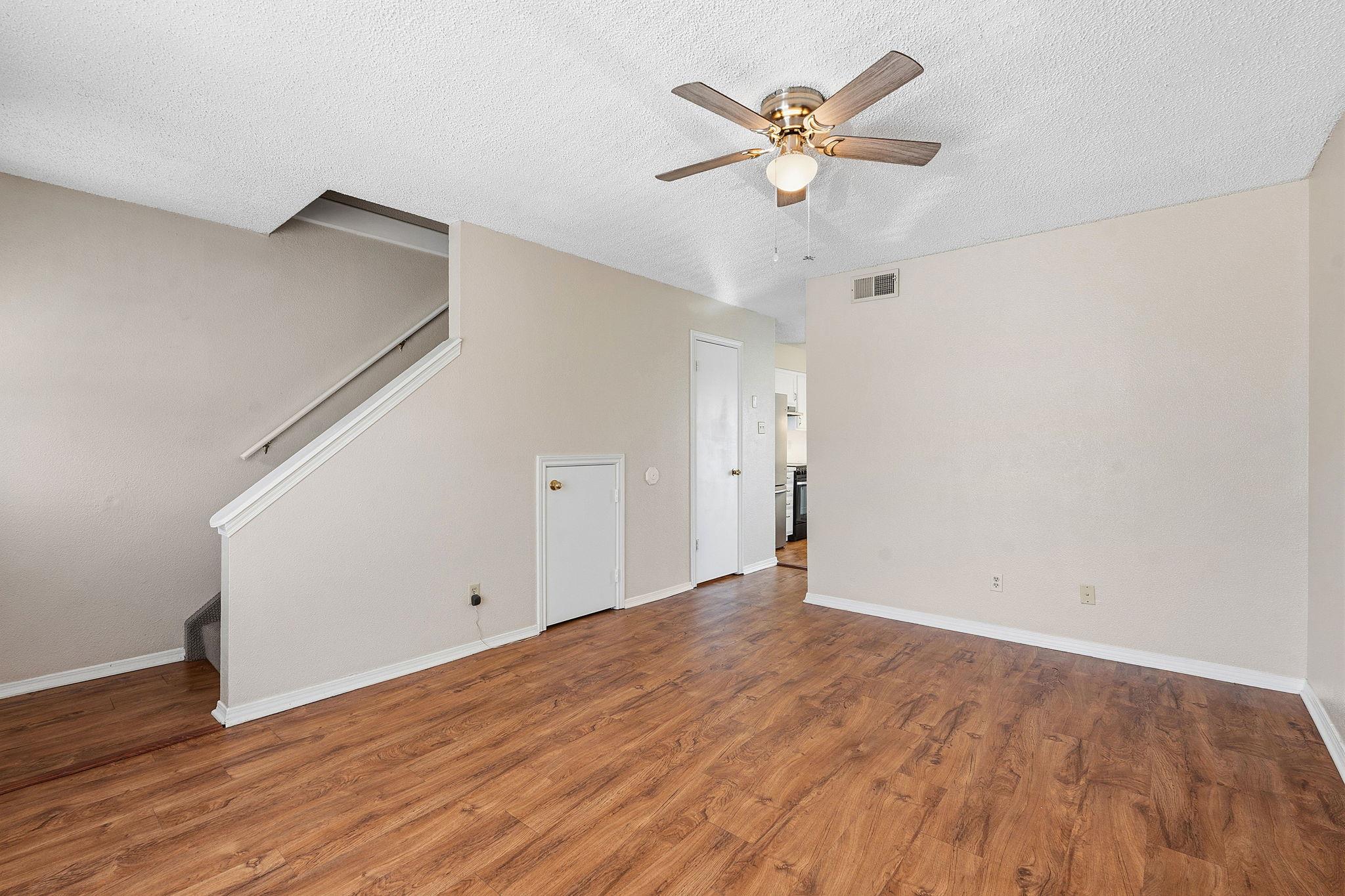 3009 Whisper Oaks LN # C