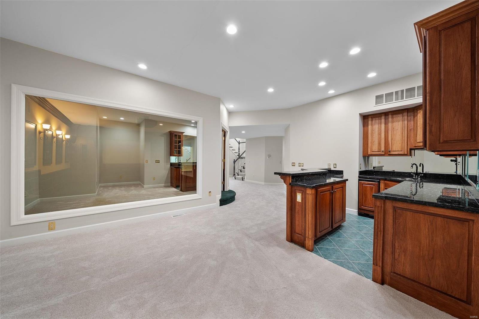 737 Hillenkamp Drive