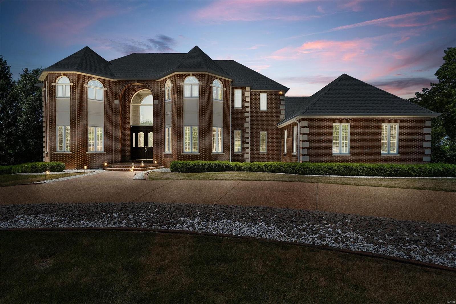 737 Hillenkamp Drive
