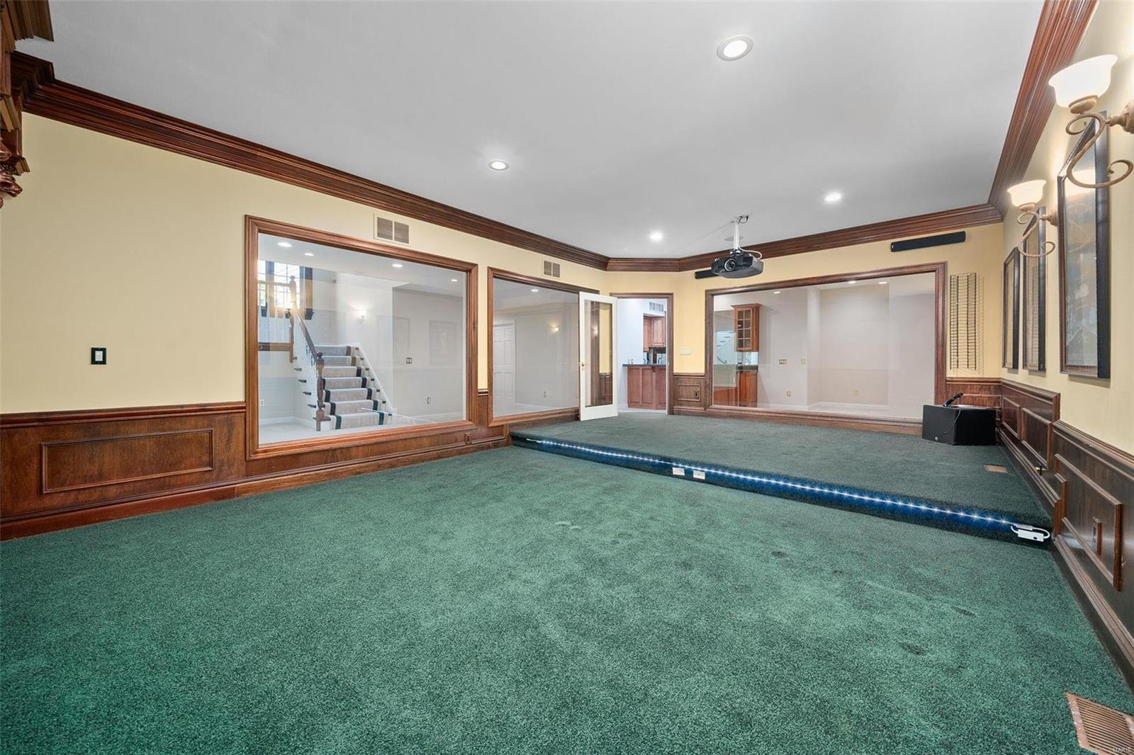 737 Hillenkamp Drive