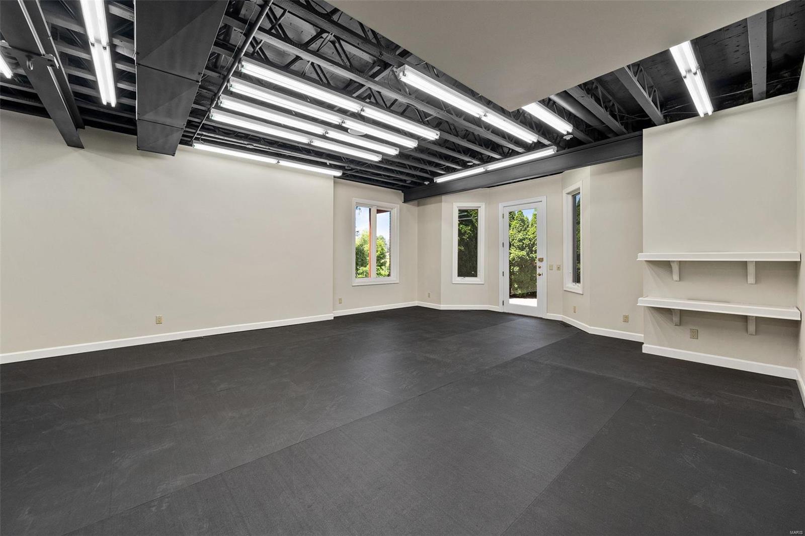 737 Hillenkamp Drive