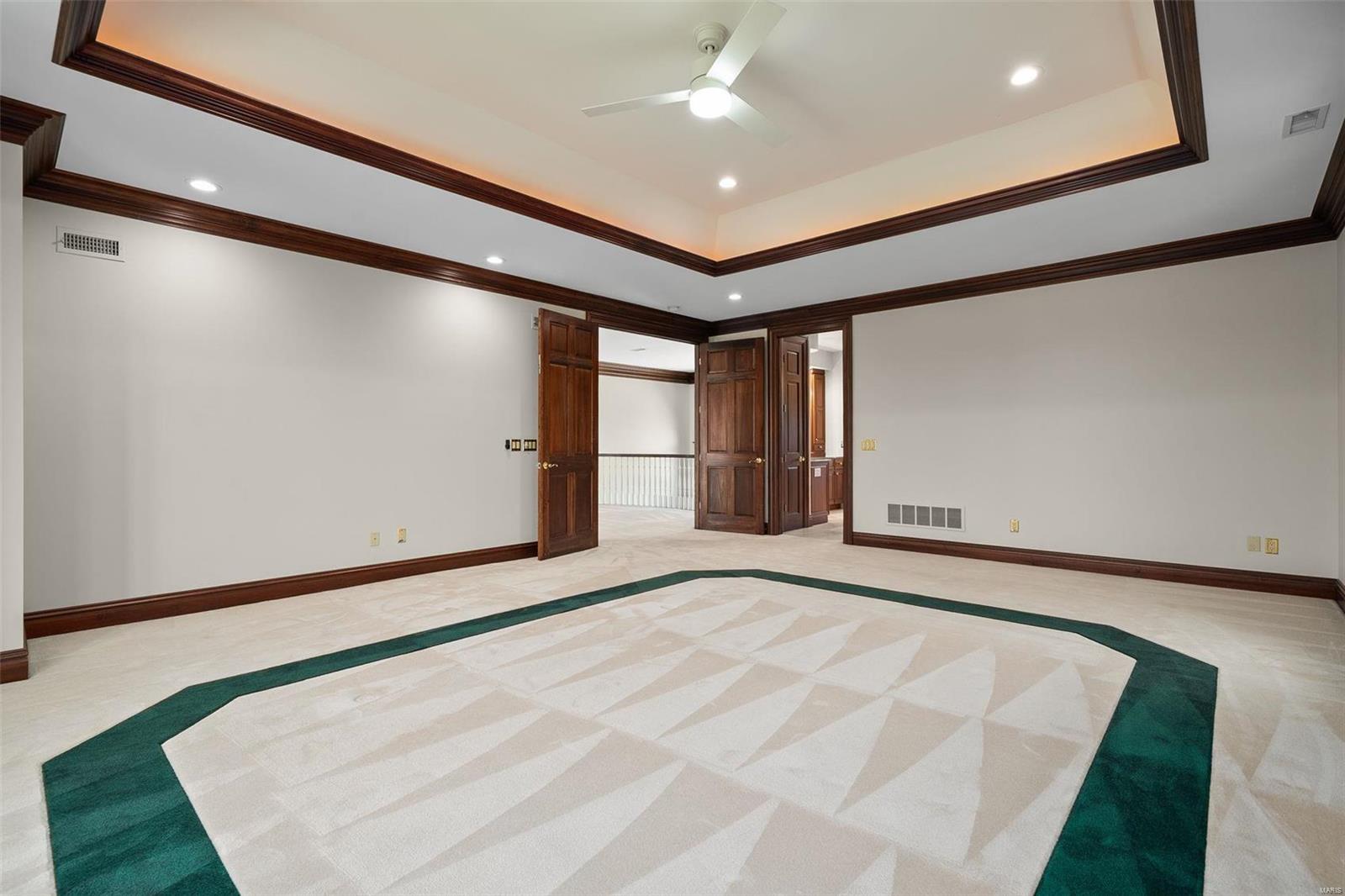 737 Hillenkamp Drive