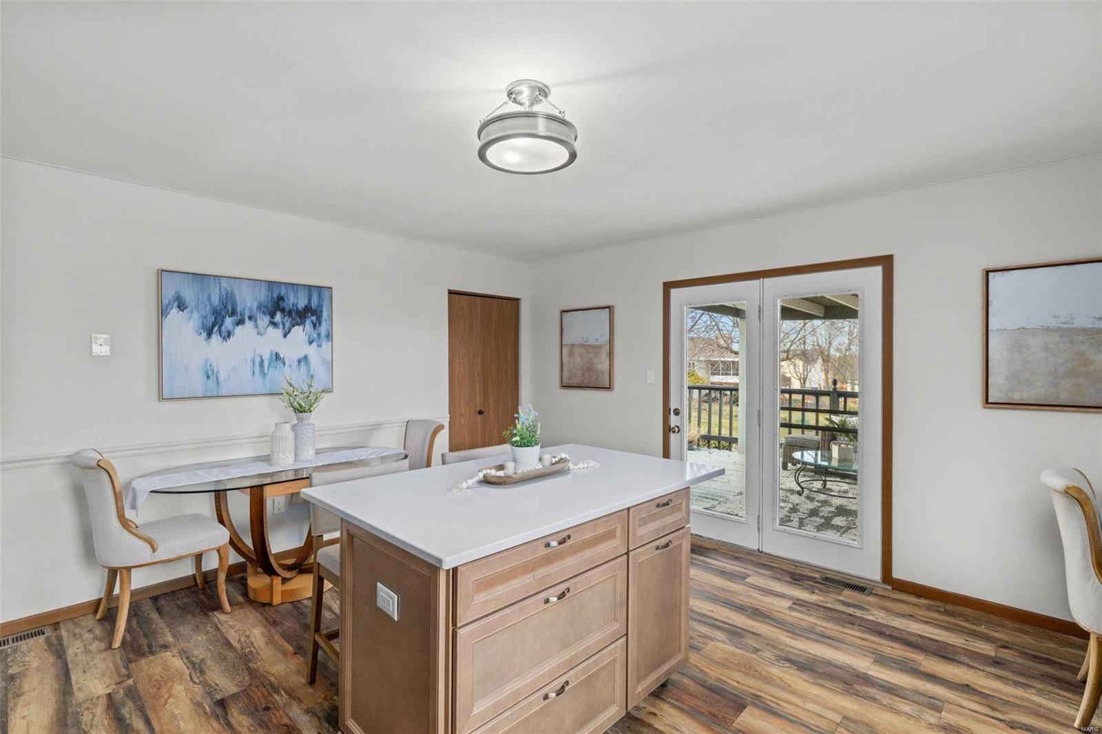 3693 Eagles Hill Ridge