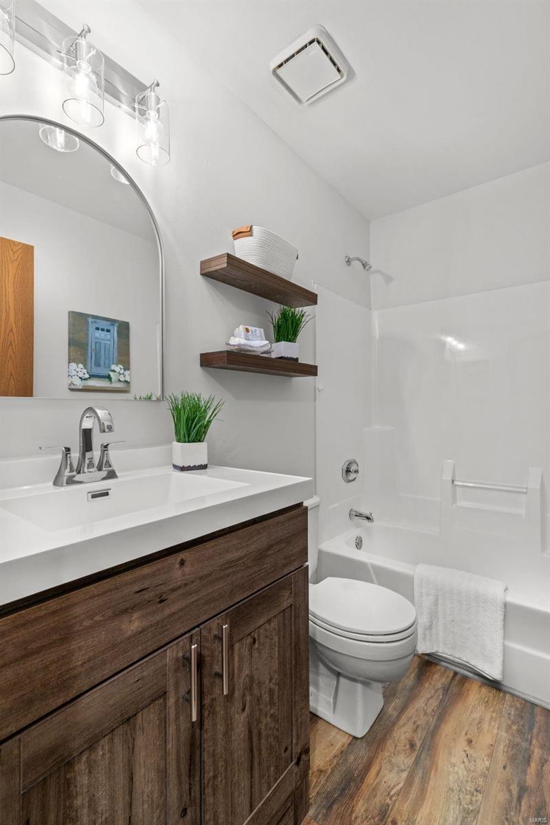 3693 Eagles Hill Ridge
