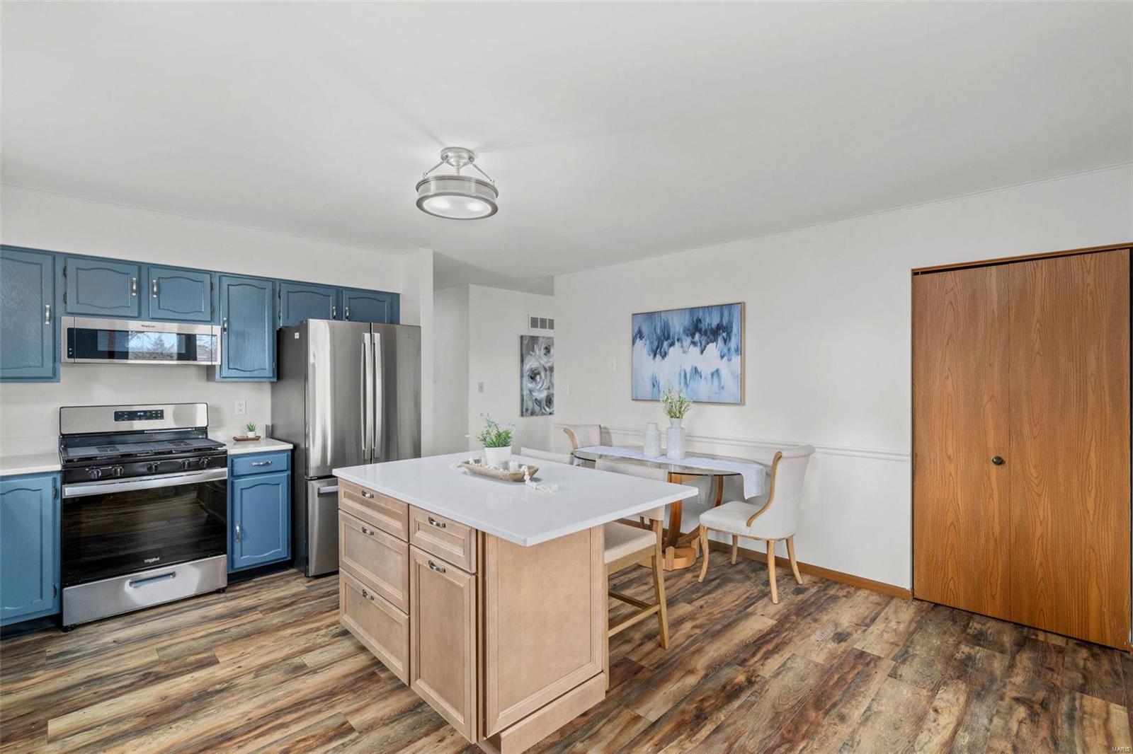 3693 Eagles Hill Ridge