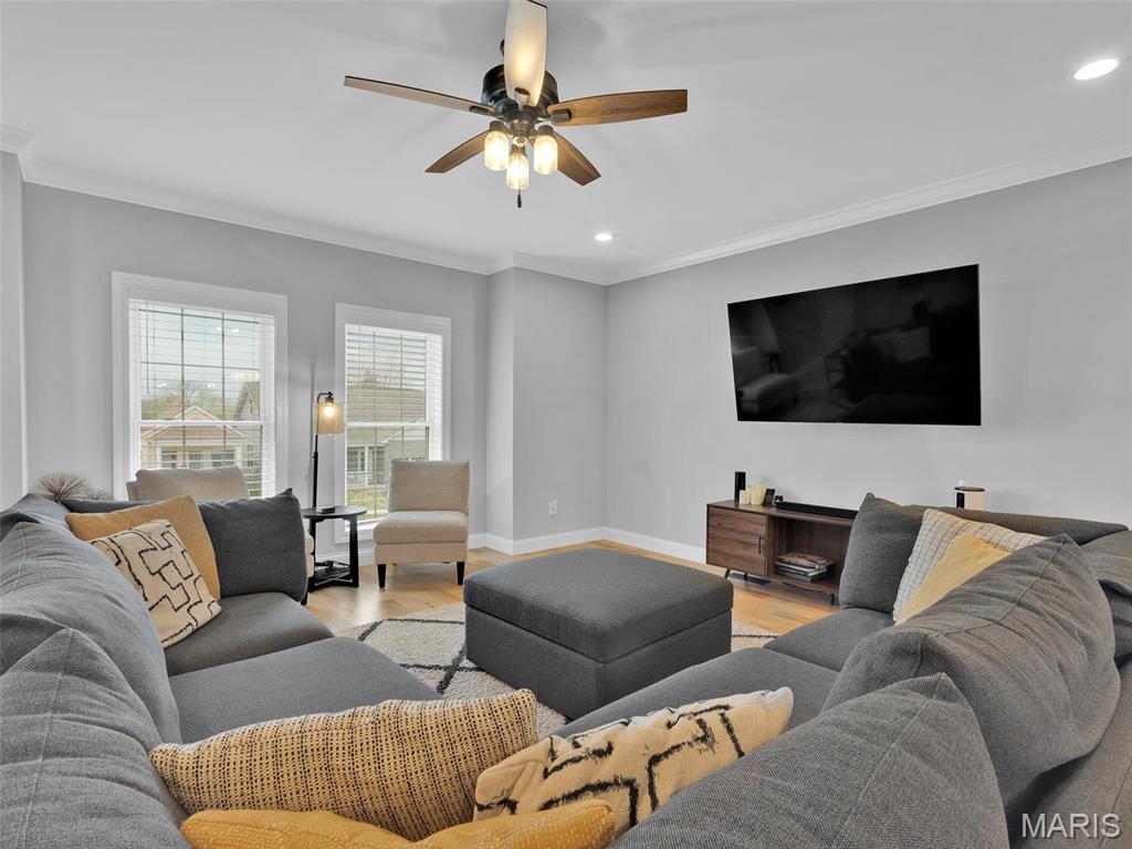 3222 Regal Place