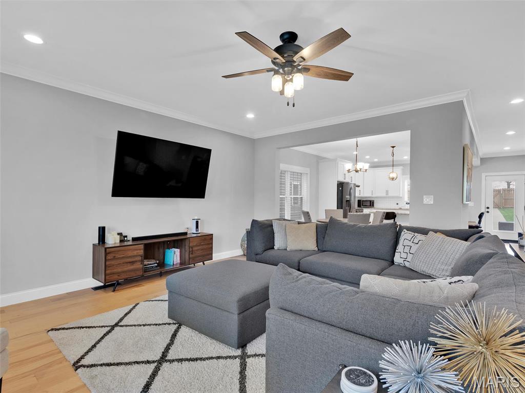 3222 Regal Place