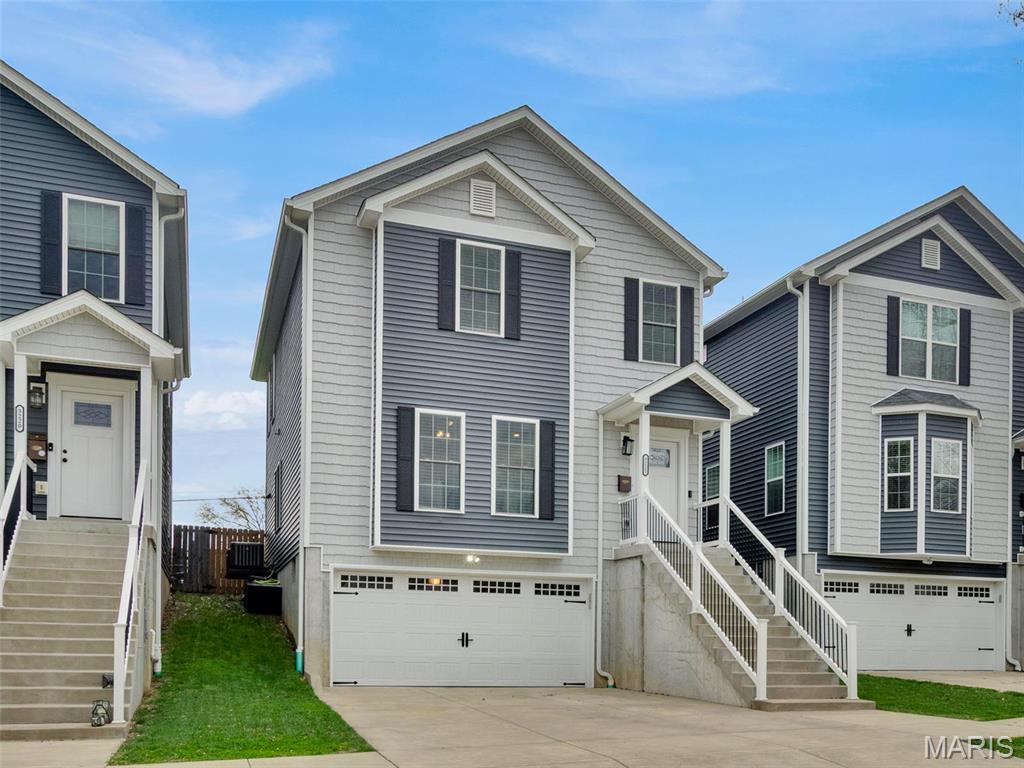 3222 Regal Place