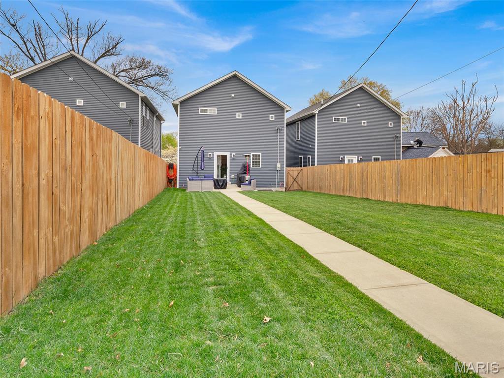 3222 Regal Place