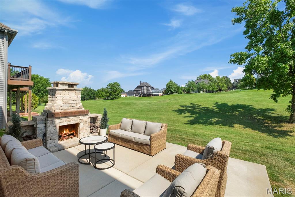 501 Fairway Oaks Drive