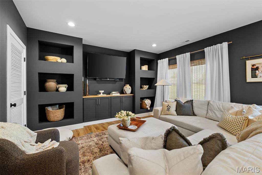 501 Fairway Oaks Drive
