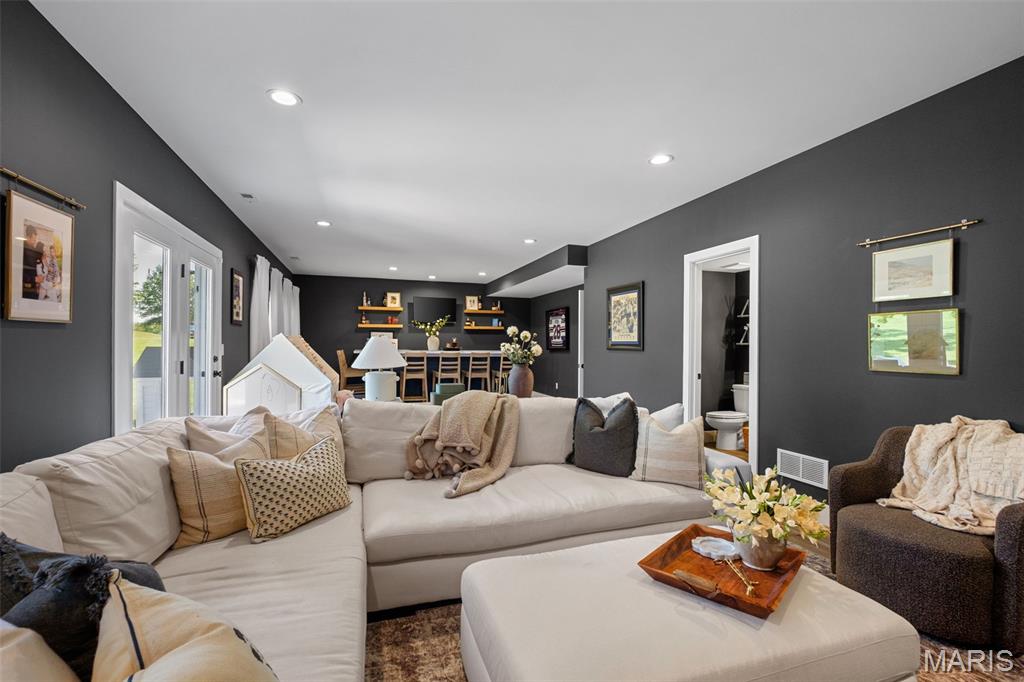 501 Fairway Oaks Drive