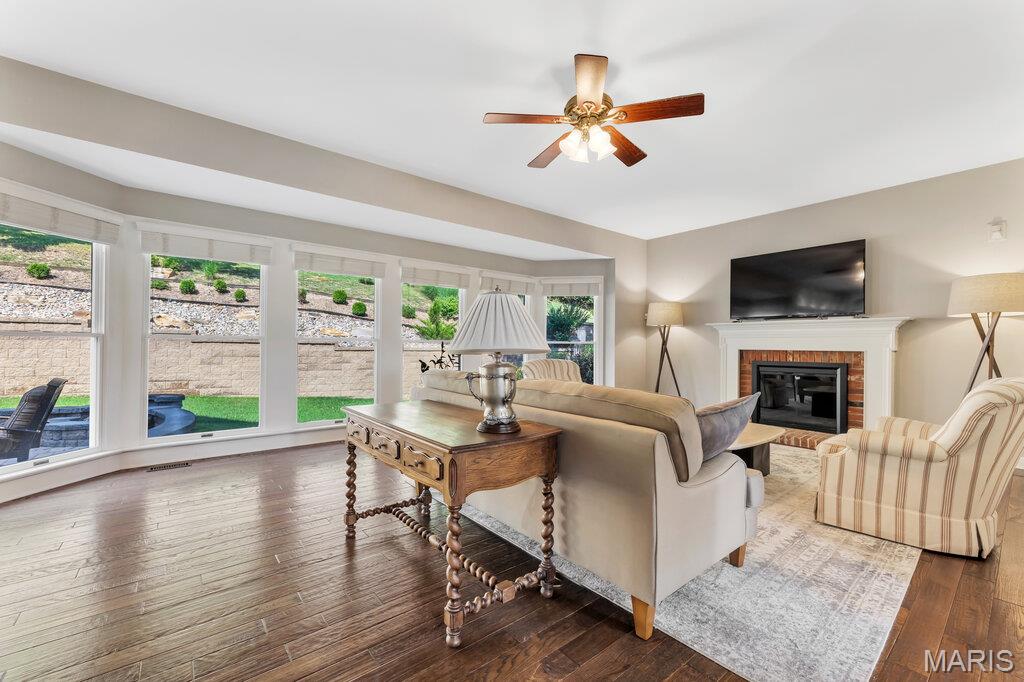 1325 Conway Oaks Drive