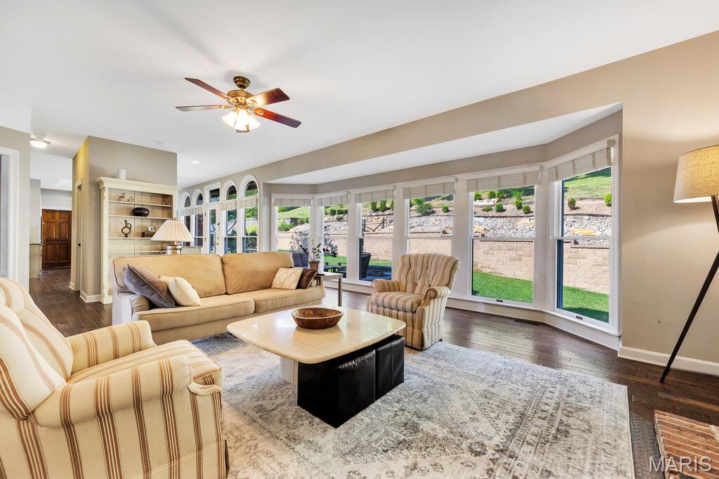 1325 Conway Oaks Drive