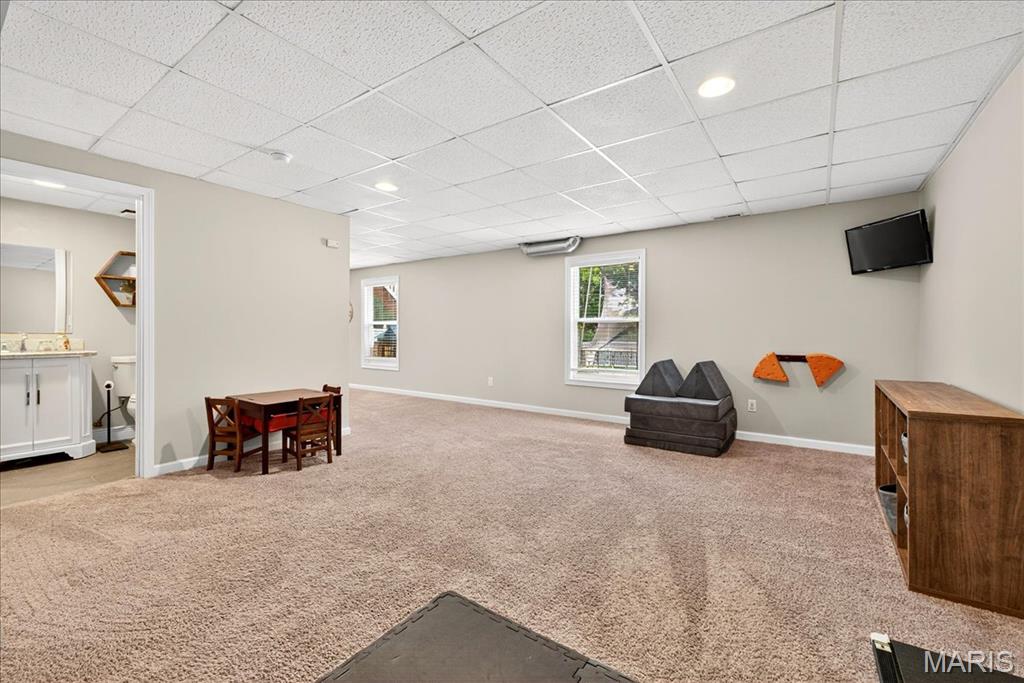 2569 Breakwater Drive