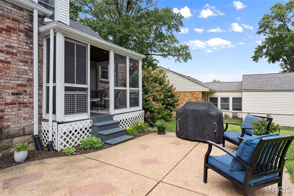 436 Couch Avenue