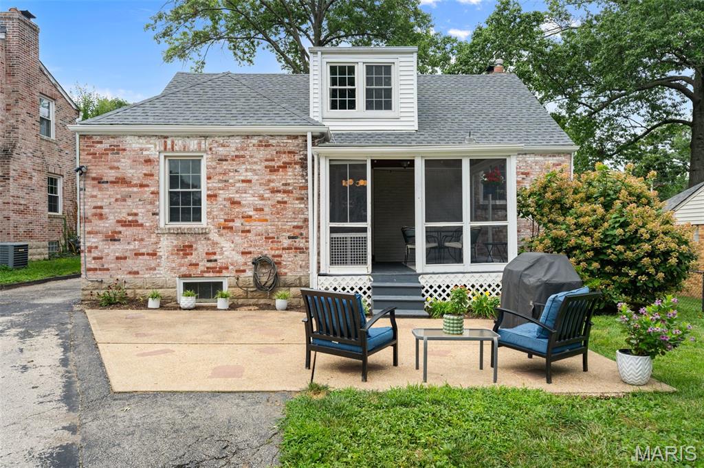 436 Couch Avenue