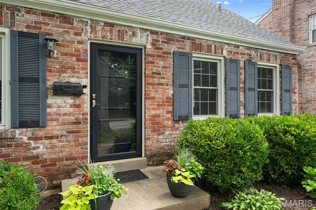436 Couch Avenue