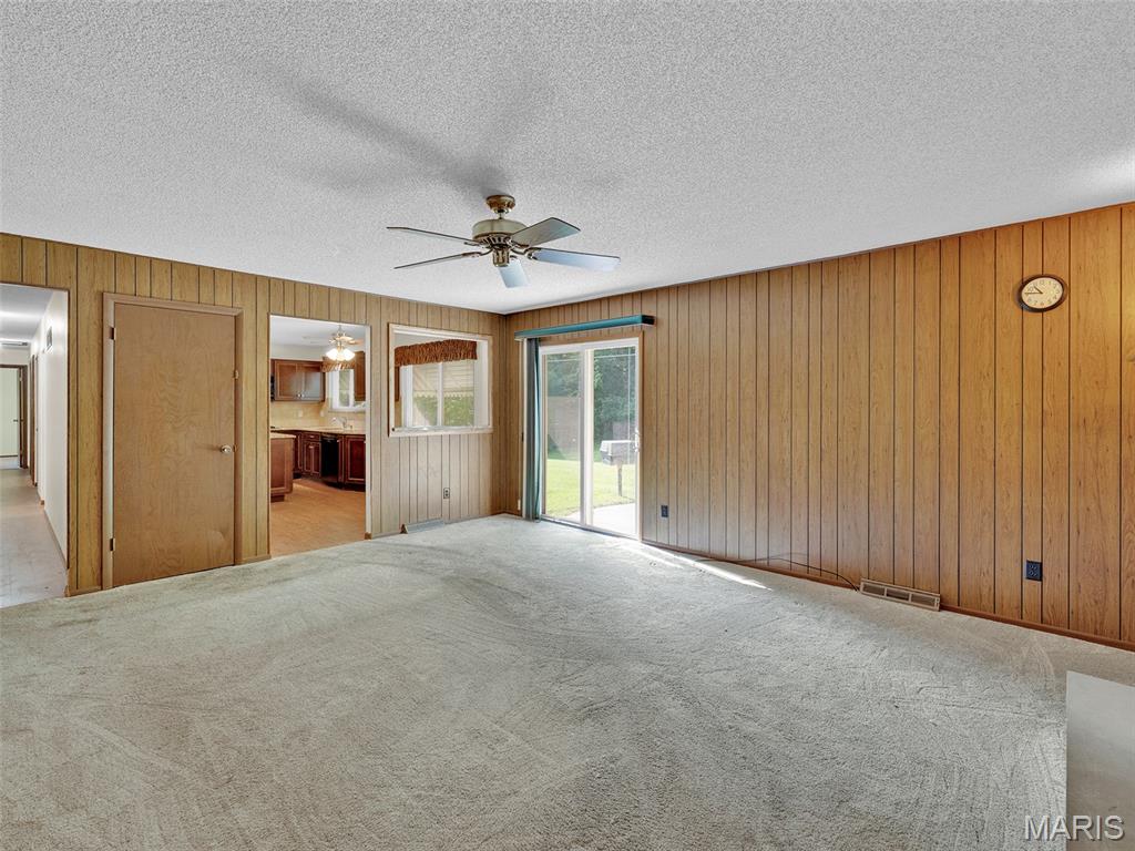3566 Crowndun Drive