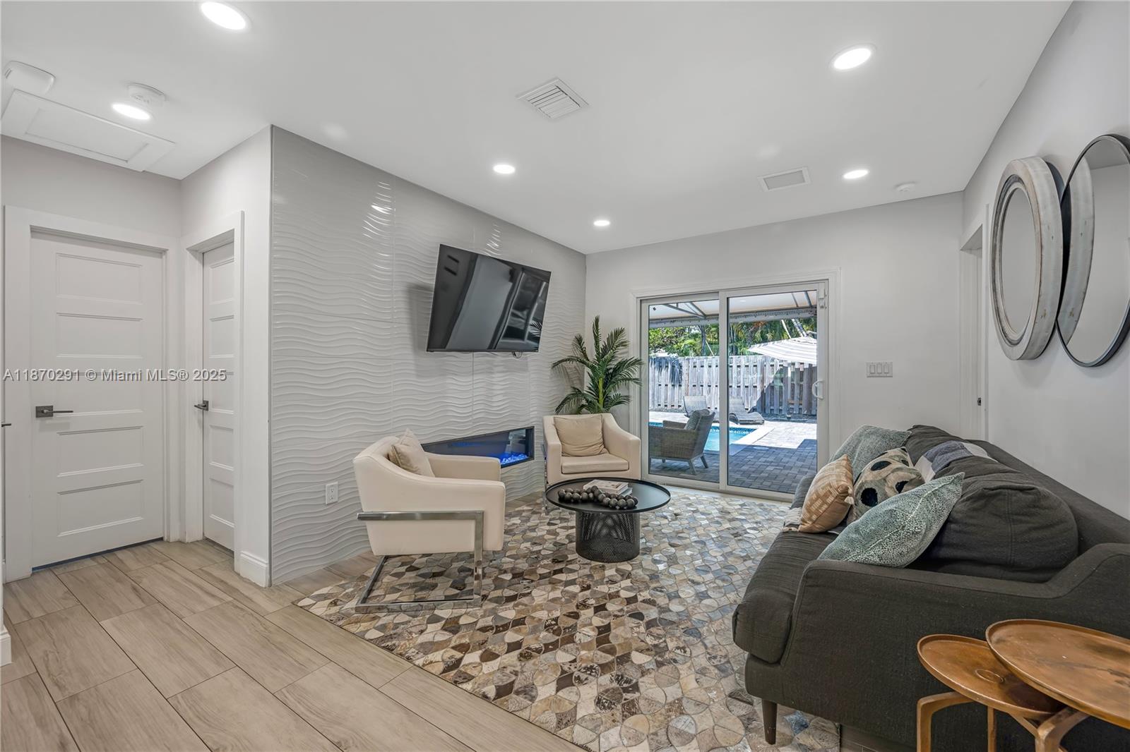 1785 NE 15th Street
