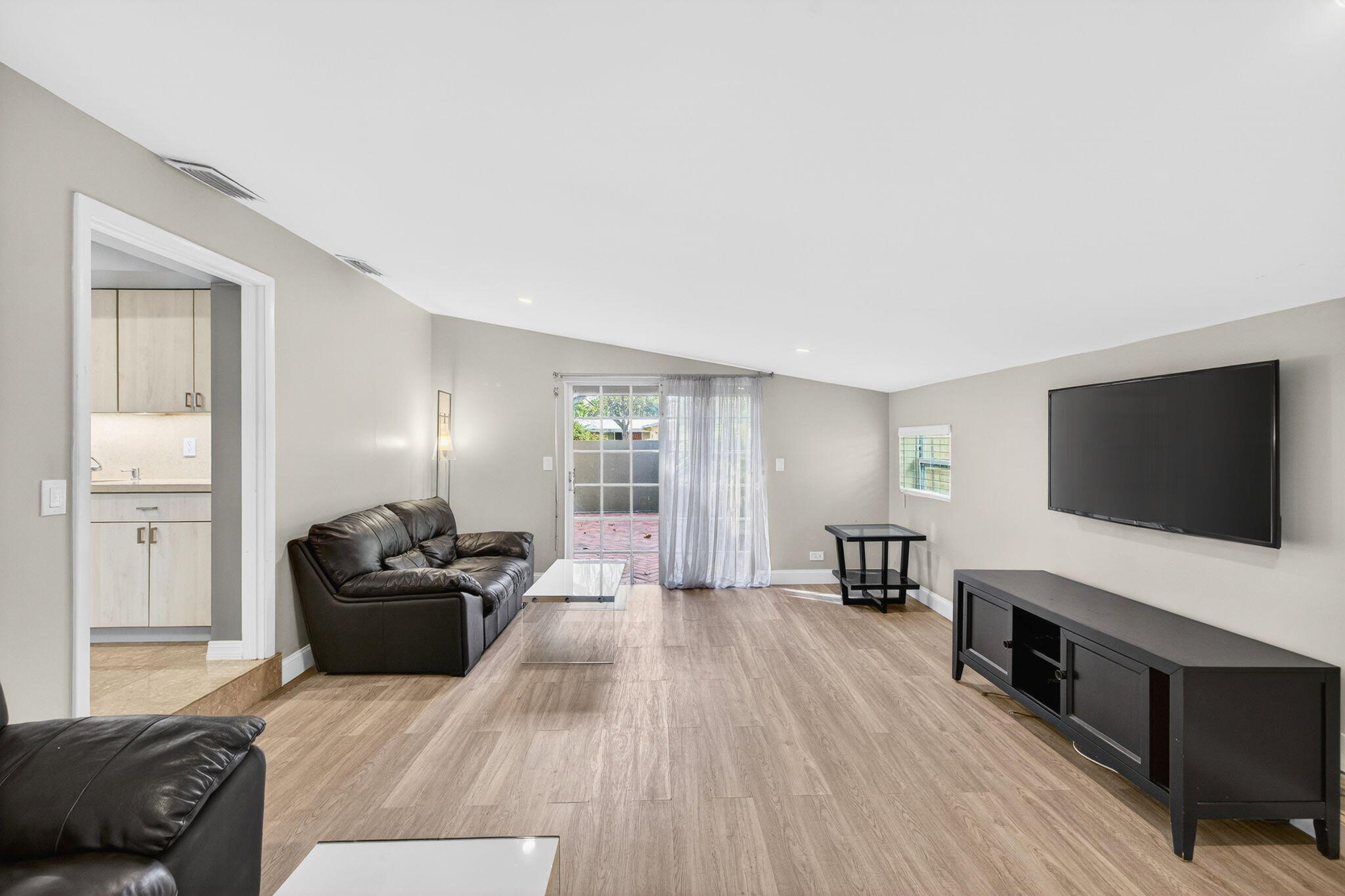 2091 NE 54th Court