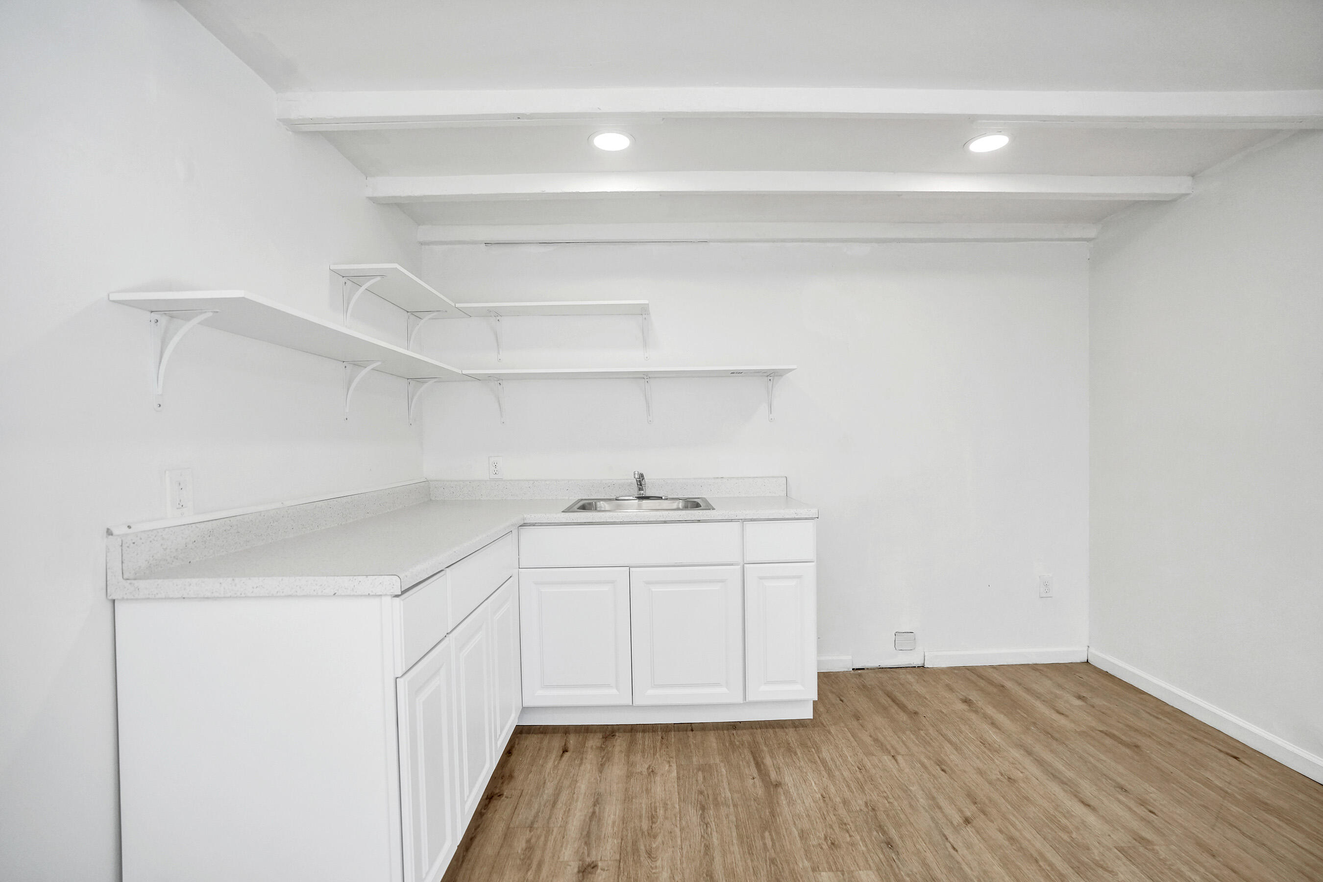 711 SW 17th Street 2