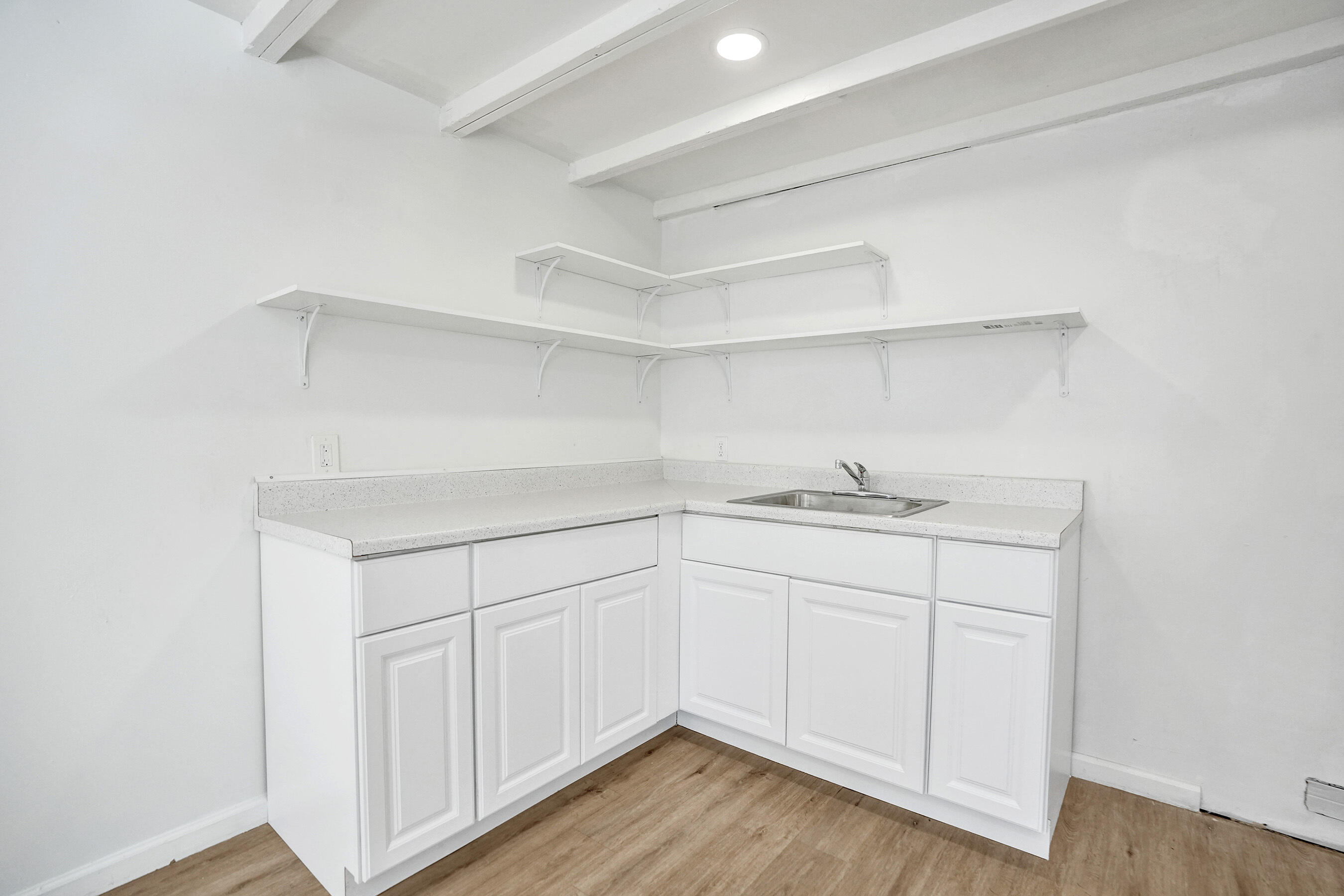 711 SW 17th Street 2