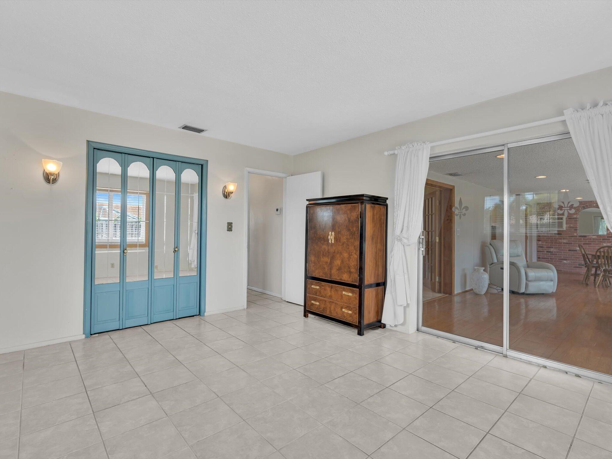 641 SE 11th Street