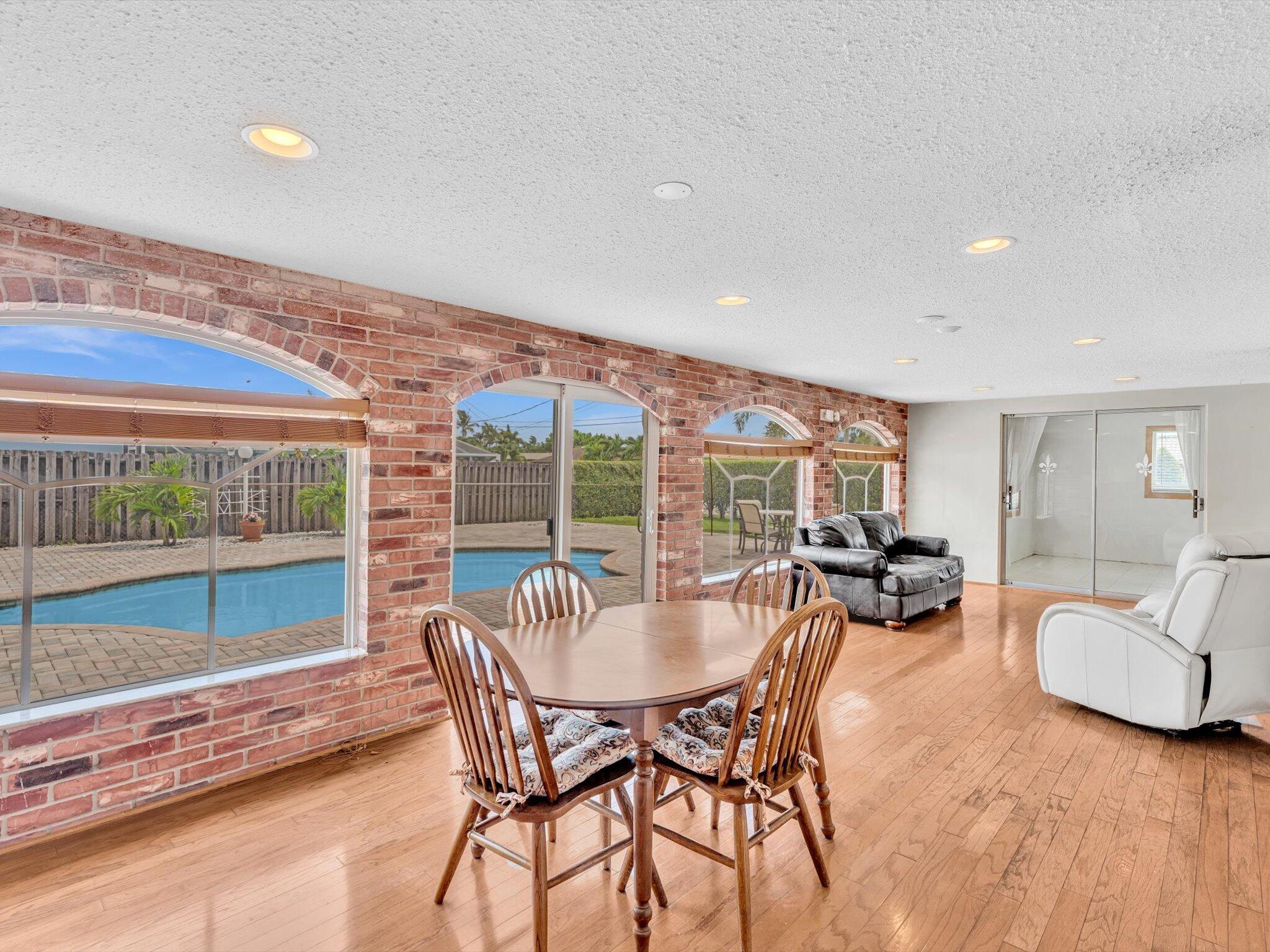 641 SE 11th Street