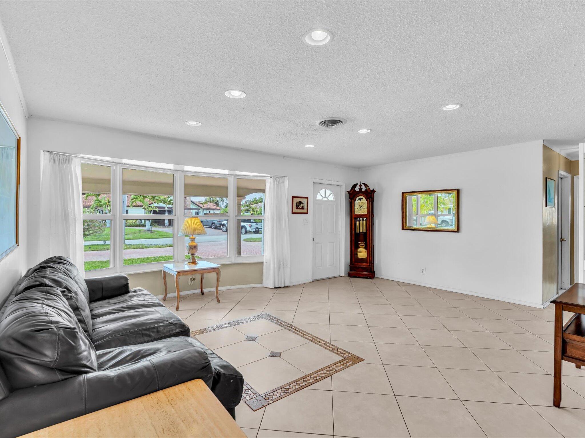 641 SE 11th Street