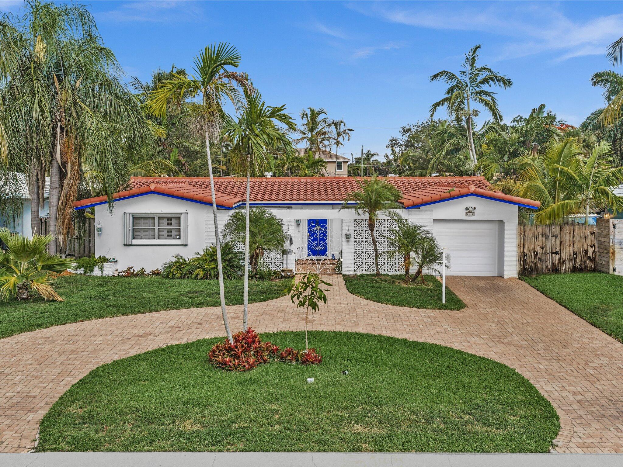 2121 NE 52ND Street