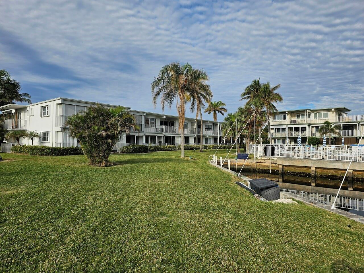 1444 SE 15th Ct 203