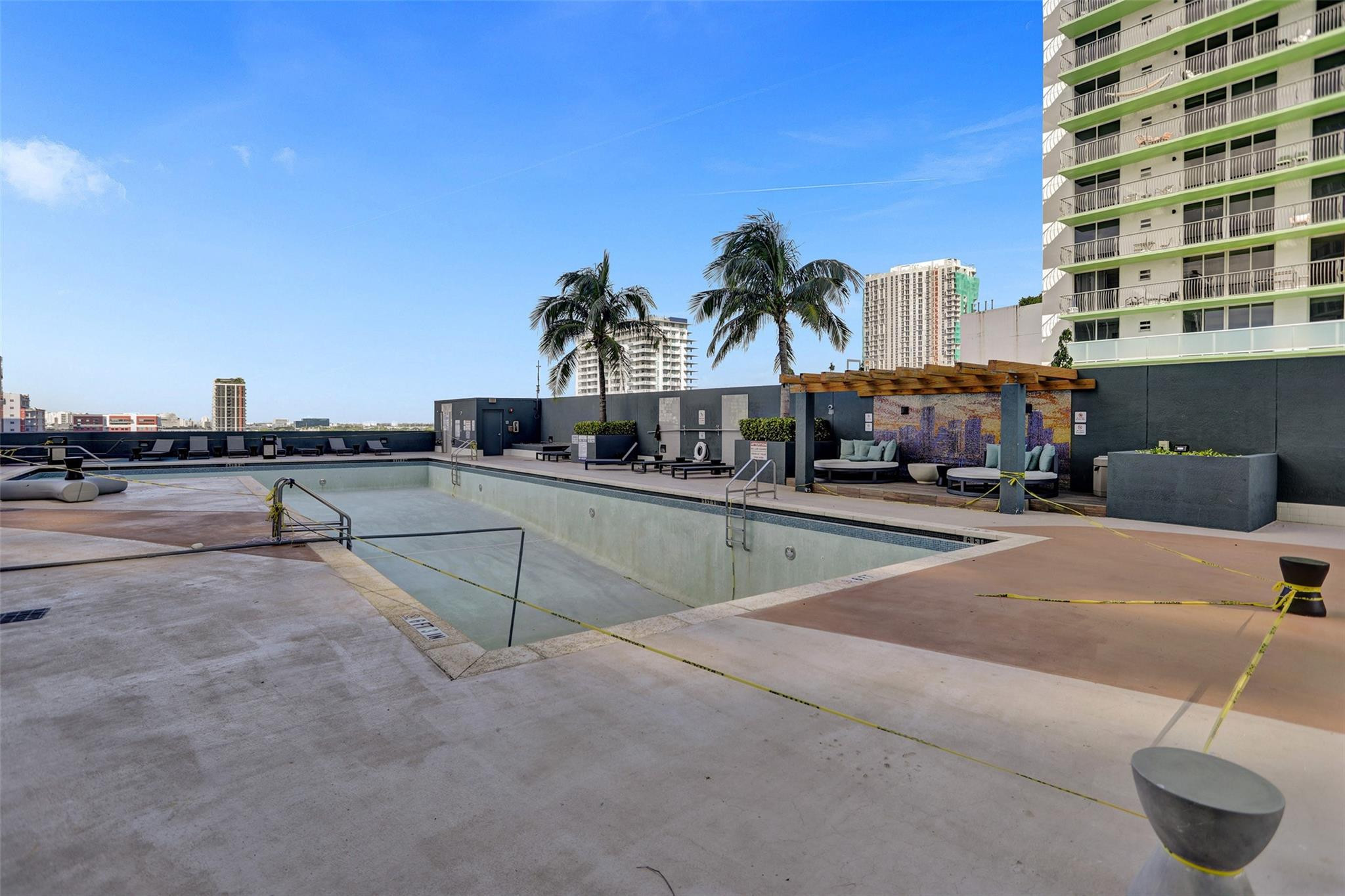 1750 N Bayshore Dr