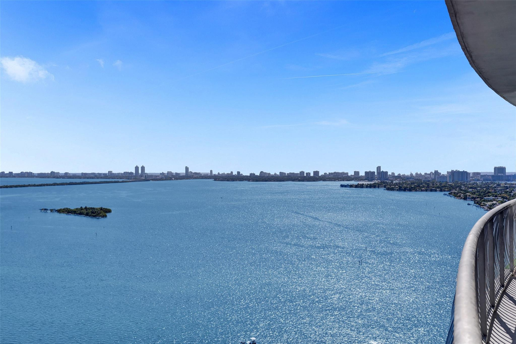 1750 N Bayshore Dr