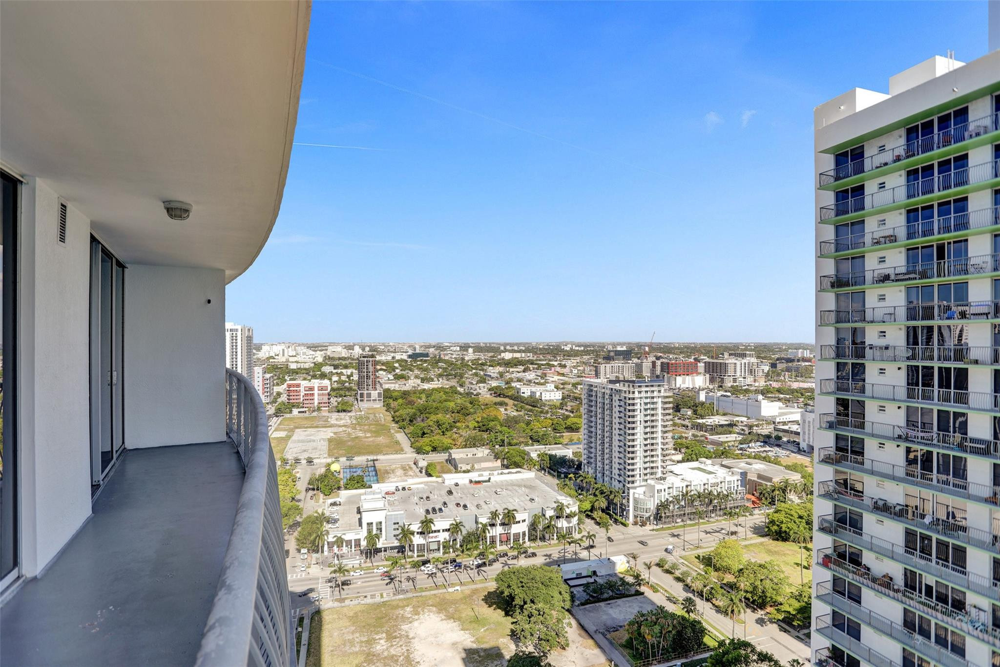 1750 N Bayshore Dr
