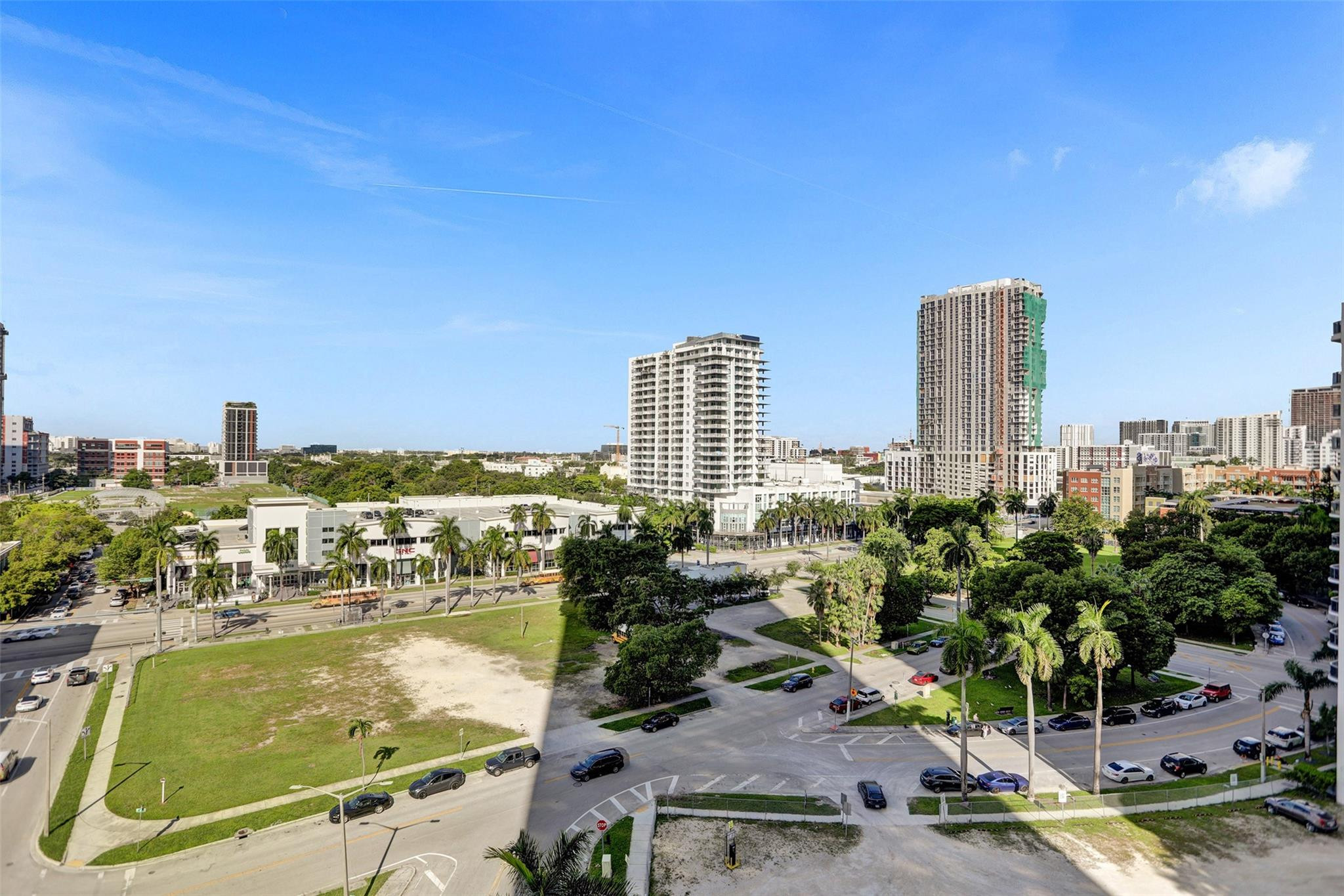 1750 N Bayshore Dr