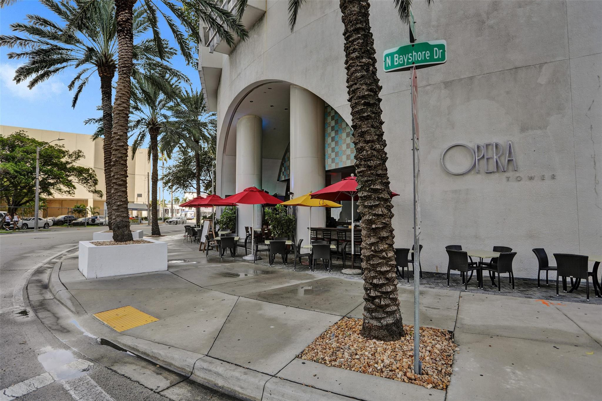 1750 N Bayshore Dr