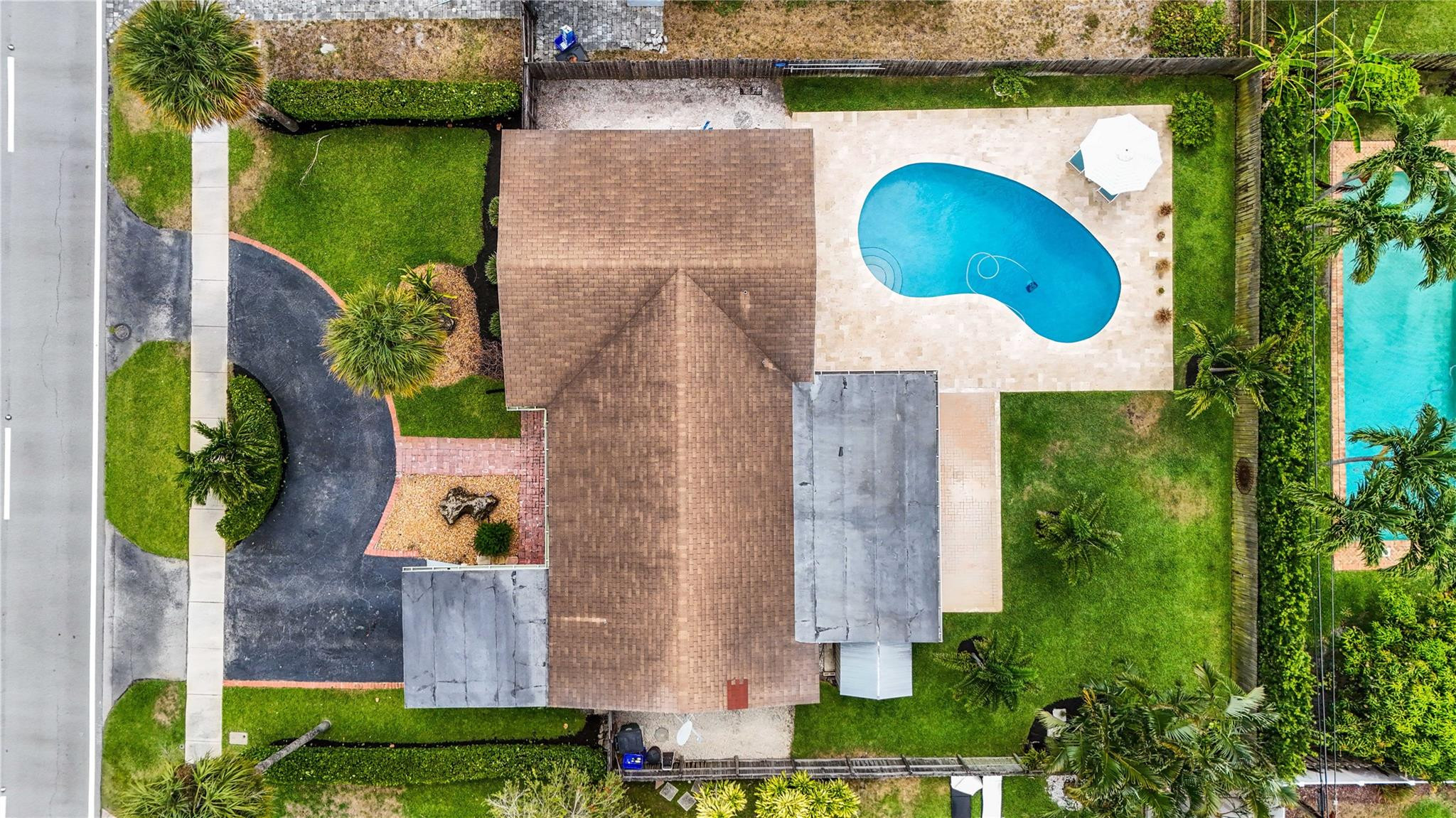 1040 W Camino Real