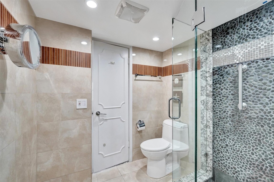 1610 N Ocean Blvd 1002