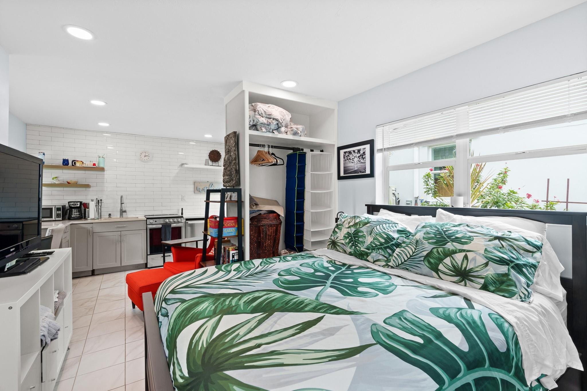 1627 NE 17th Ave