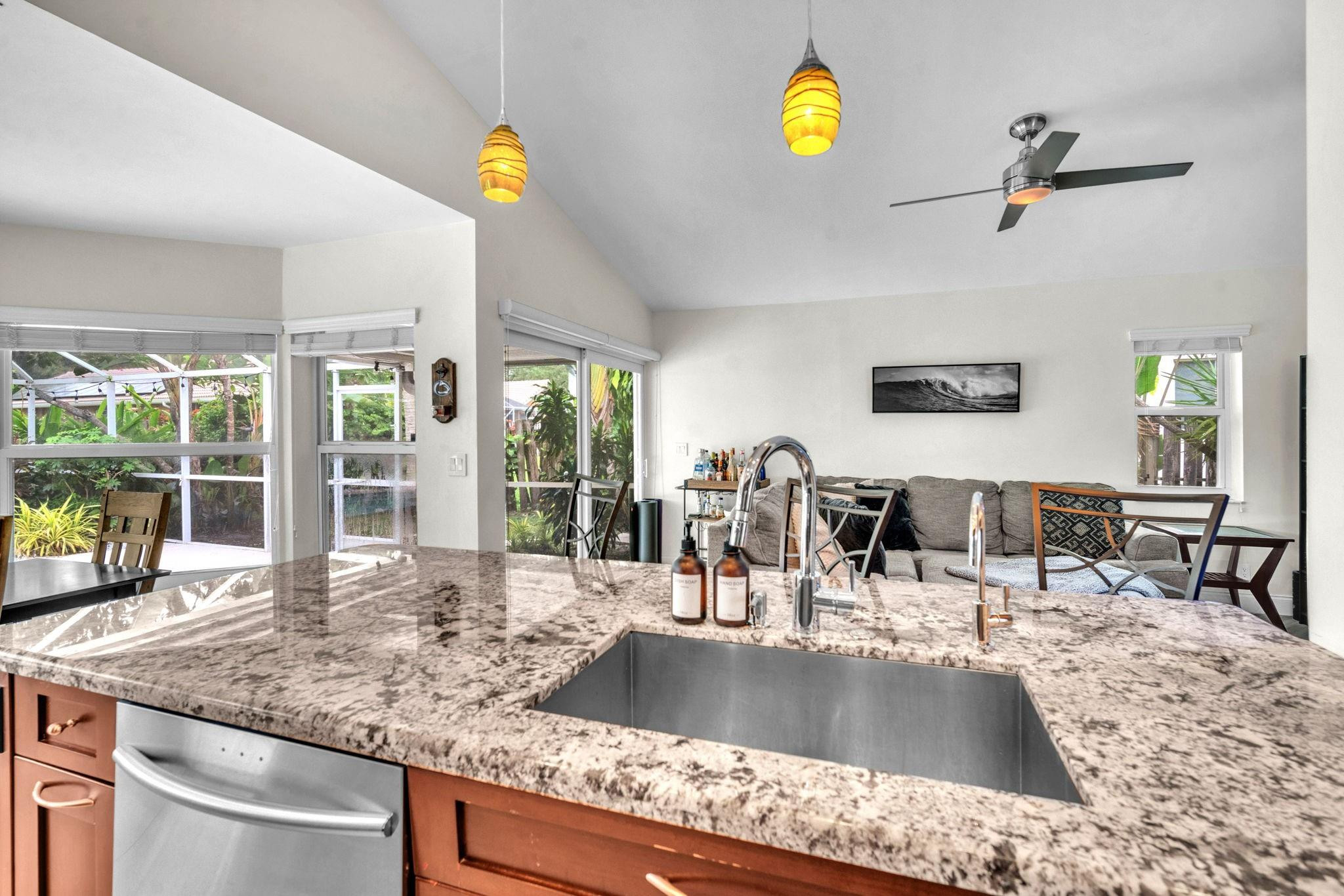 1501 SW 52nd Ter