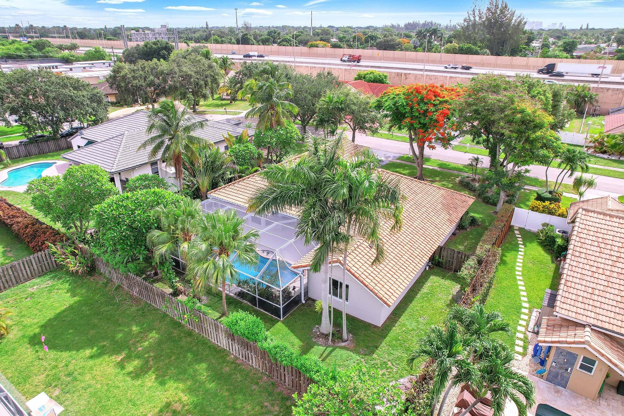 1501 SW 52nd Ter