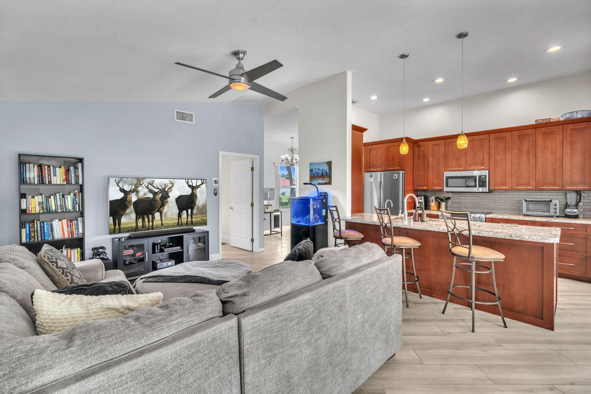 1501 SW 52nd Ter