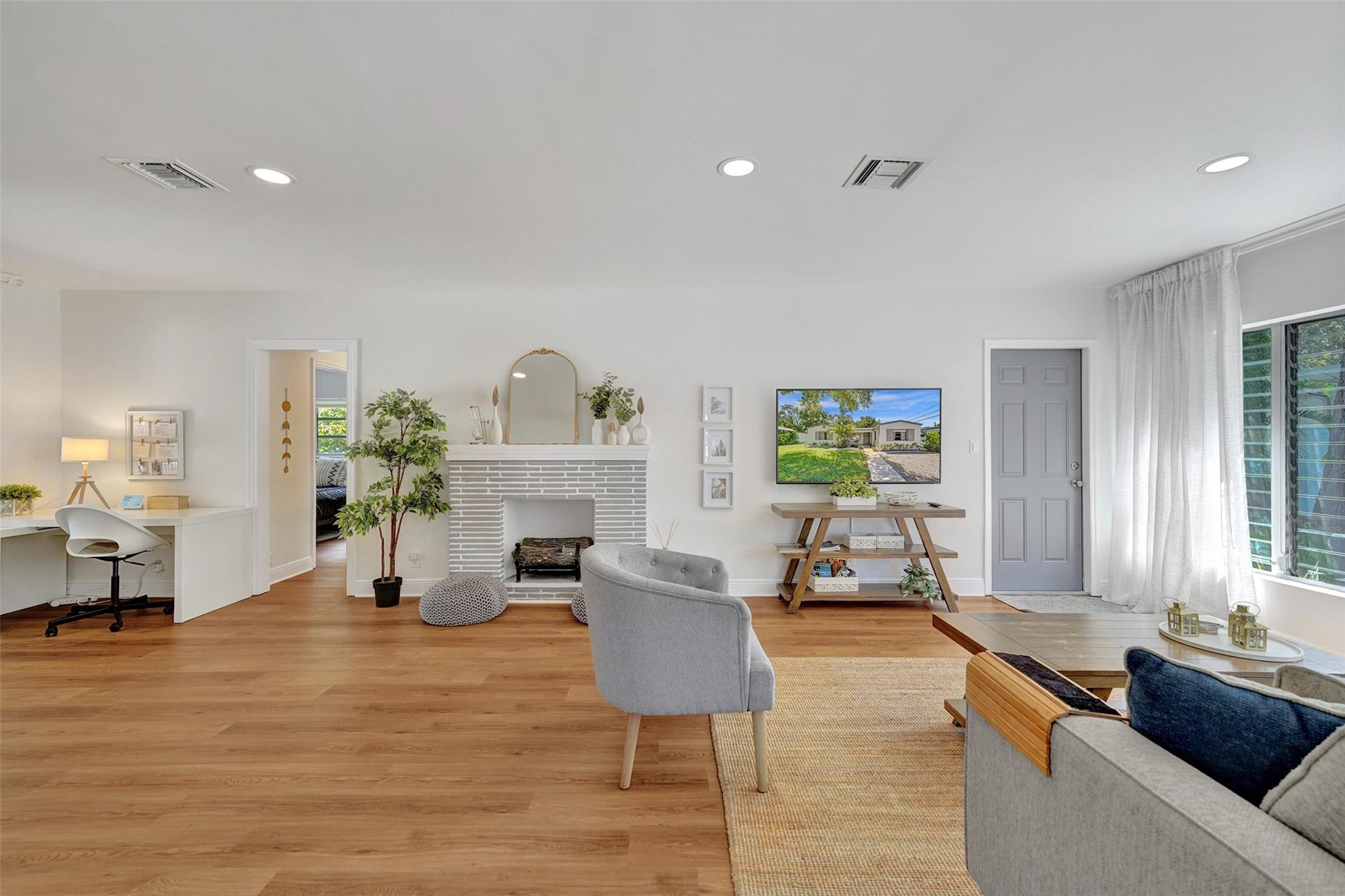314 SE 14th St