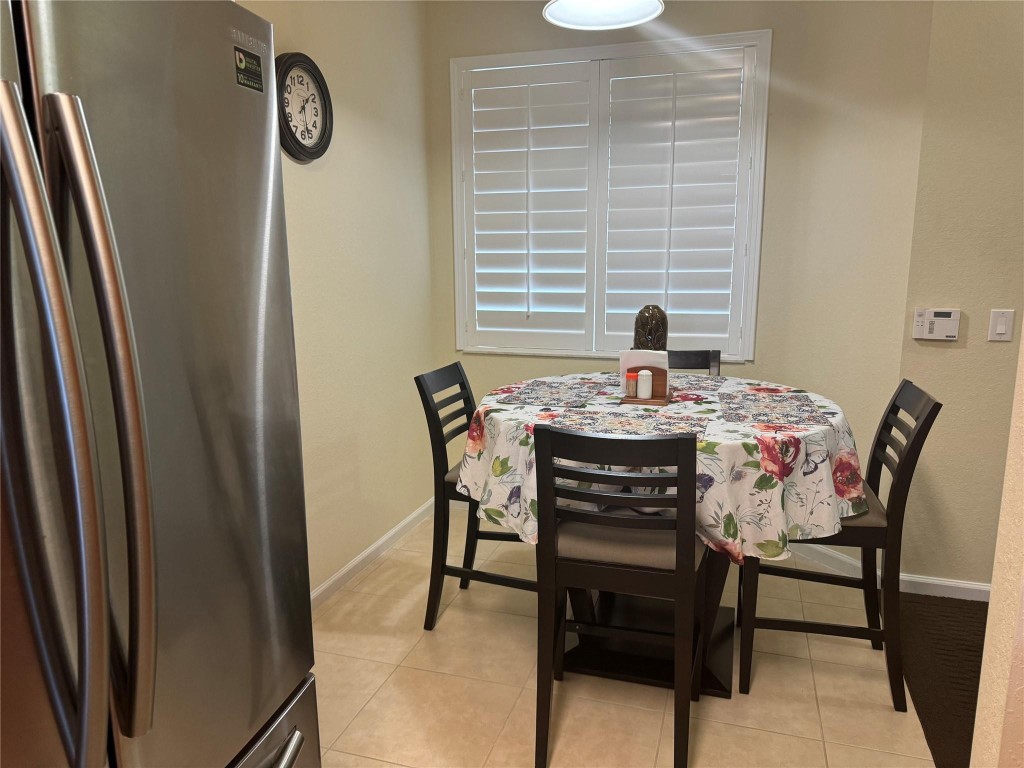 3500 Oaks Clubhouse Dr 204