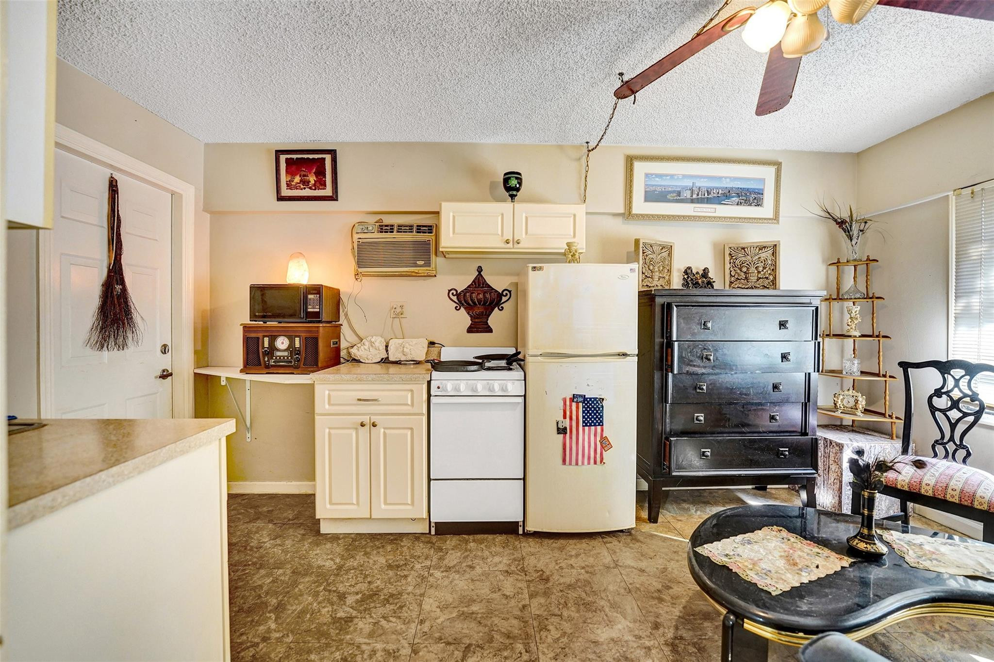 1813 NE 26th Dr